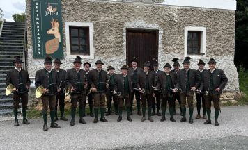 Steyregger Jagdhornbläser holen Gesamtsieg bei internationalem Wettbewerb in Leibnitz