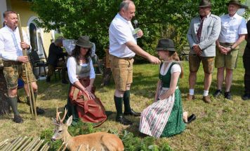 Jungjägerschlag und Hubertusmesse in Alberndorf