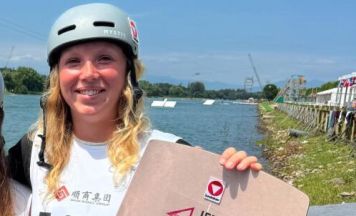 Gramastettnerin wird Vizeweltmeisterin im Cable-Wakeboard in China