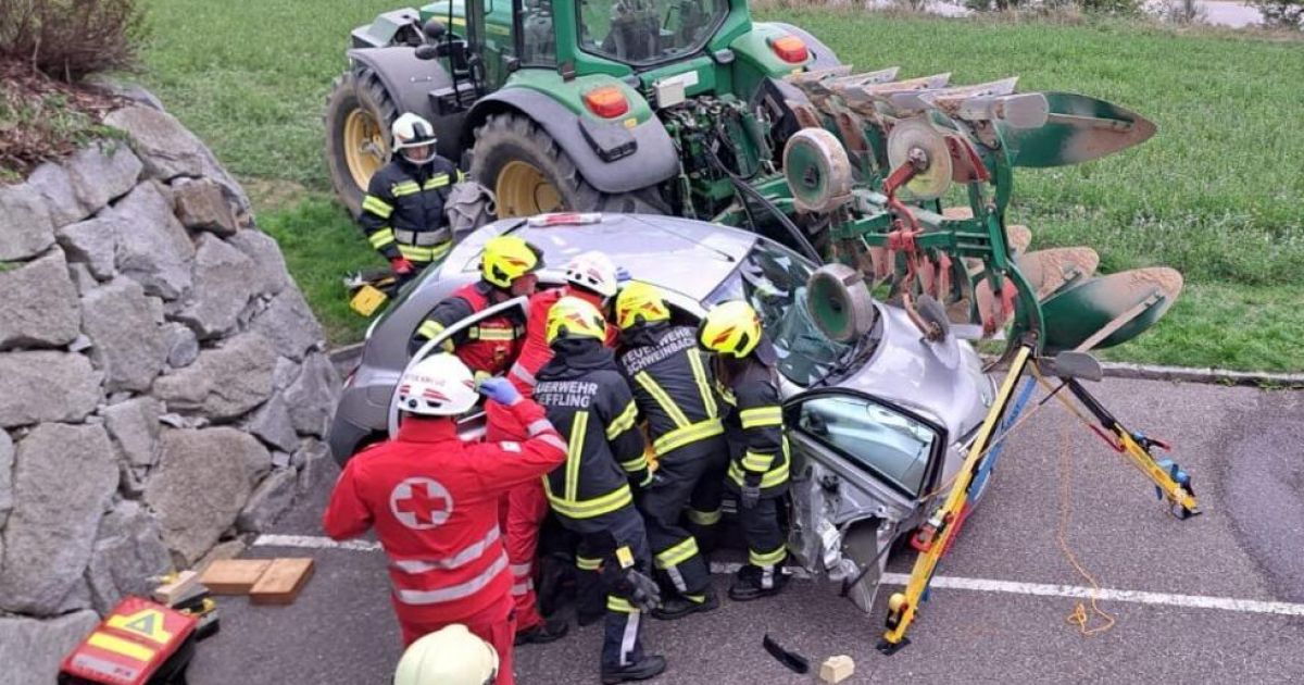 Engerwitzdorf's fire brigades practiced two simultaneous operations