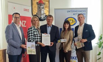 Steyregg erhält die Auszeichnung Guute-Gemeinde