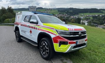 Das Notarztteam in Zwettl fährt mit einem neuen Einsatzfahrzeug