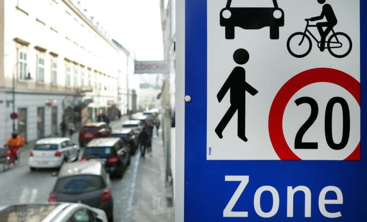 Begegnungszone in der Herrenstrasse (Foto: Volker Weihbold)