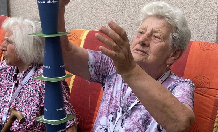 Besuch bei den Senioren (Foto: Rotes Kreuz Kronstorf)