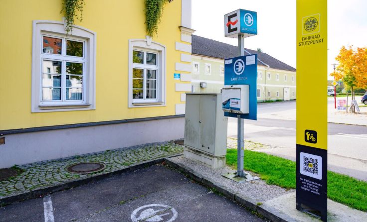 Die E-Tankstelle sorgte für Wirbel (Foto: Wolfgang Simlinger)