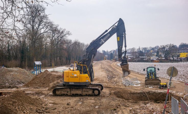 Sanierung des Hochwasserschutzdamms (Foto: Wolfgang Simlinger)