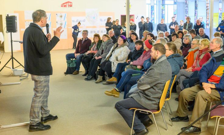 Voller Saal bei der Abschlusspräsentation der Ideenwerkstatt (Foto: Wolfgang Simlinger)