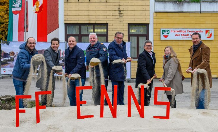 Am 5. November erfolgte der Spatenstich für das neue Feuerwehrhaus (Foto: Wolfgang Simlinger)