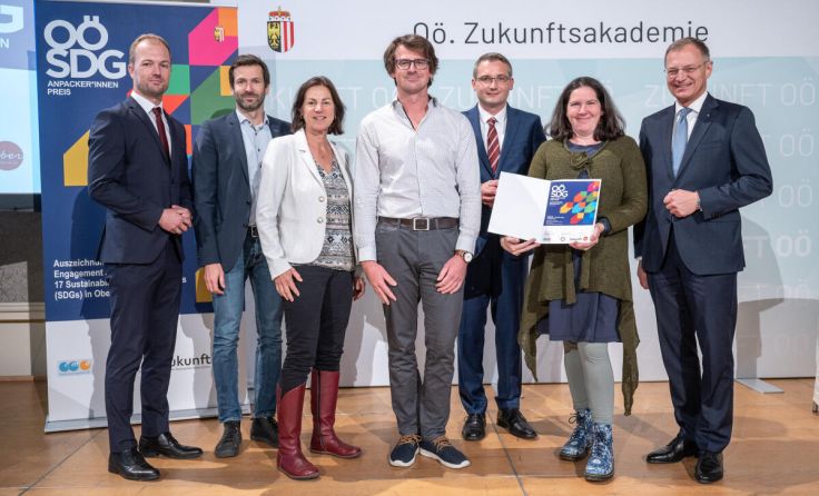 Das Team von VAMoS freut sich über den Anpackerpreis 2022. (Foto: Land OÖ, Peter C.Mayr)