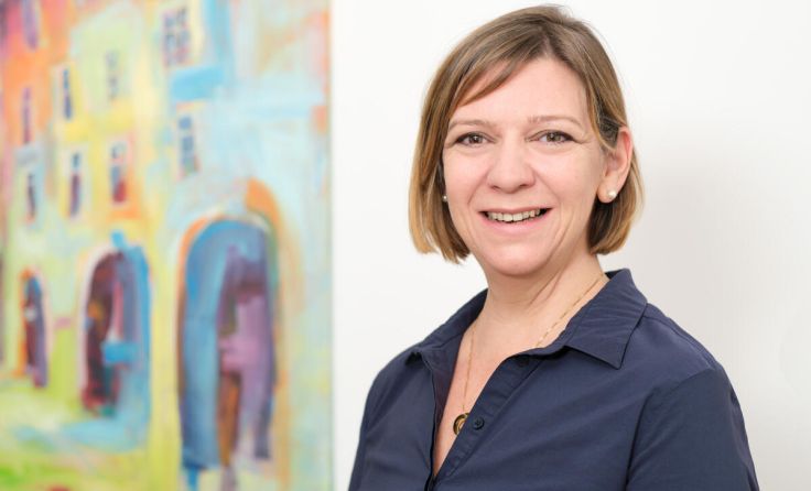 Referentin Christina Mittendorfer informiert in einem Online-Kurs über Demenz. (Foto: privat)