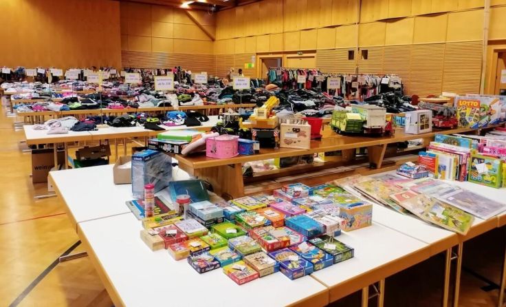 Der Timelkamer Kinderartikelbasar lockt mit einer großen Auswahl. (Foto: KFB)