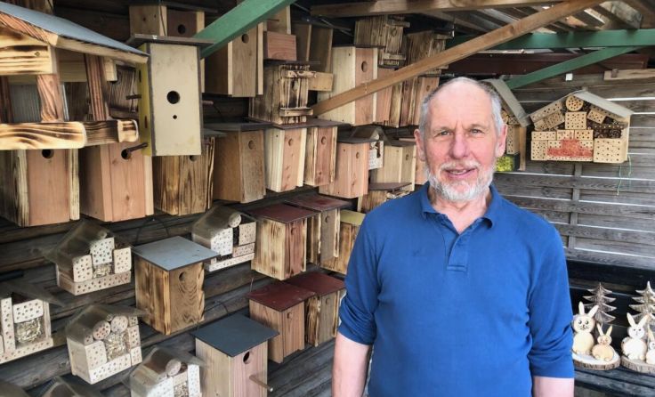 „Alles Nistkästen“ heißt es zu Hause bei Hans Dorfer in seiner Werkstatt. (Foto: Gruber)