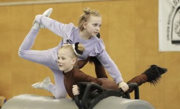 Erfolgreicher Saisonauftakt für Braunauer Voltigier-Nachwuchs