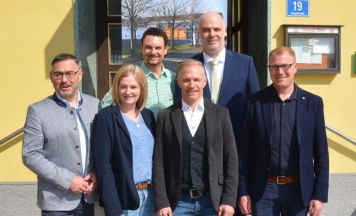 Brandstötter bleibt Obmann der OÖVP Polling