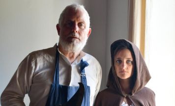 Ein Theaterspaziergang durch die Geschichte im Heimathaus Braunau