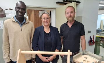 Uganda holt sich Anregungen in Burgkirchen