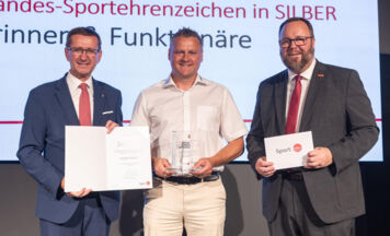 Sportehrenzeichen für engagierte Funktionäre und erfolgreichen Sportler aus dem Bezirk Braunau