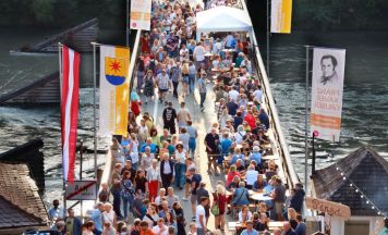 Brückenfest verbindet Bayern und Oberösterreich