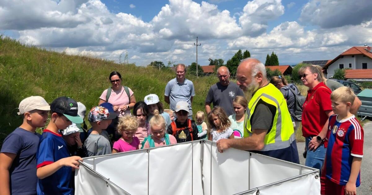 Feuer und Wasser begeistern Ferienpasskinder in Waldzell und Pramet