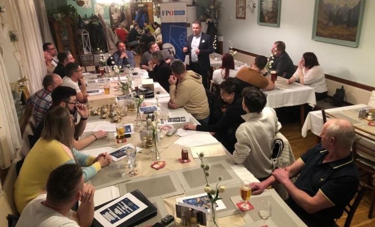 Die FPÖ Pucking blickt bei einem Essen auf das neue Jahr. (Foto: FPÖ Linz-Land)
