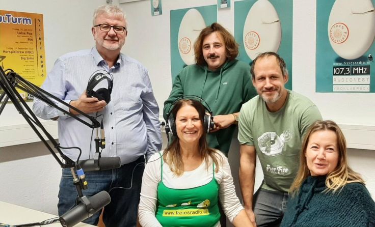 Die Redaktion von "Zweistromland" (Foto: Johanna Ramacher/FRS)