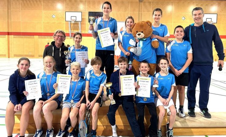 Die Ohlsdorfer Nachwuchsmannschaft in Vöcklabruck (Foto: Nadine Reiter – Sportunion Ohlsdorf)