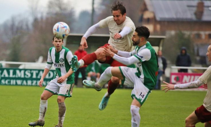 Spielszene St. Wolfgang gegen Lambach/Edt (Foto: Hörmandinger)