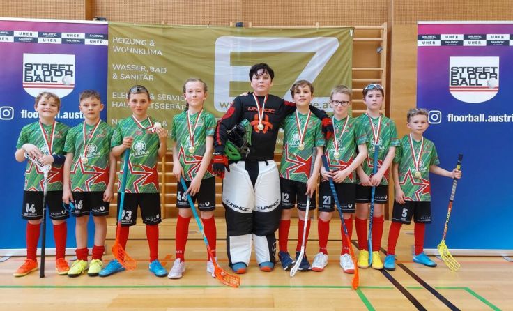 Die siegreichen U11 Floorballer (Foto: Much Stadler)
