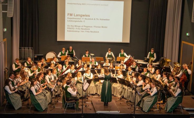 Die Feuerwehrmusikappelle Langwies (Foto: OÖBV Gmunden)