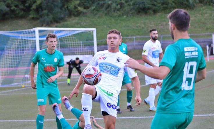 Gmunden gegen Gschwandt (Foto: Hörmandinger)