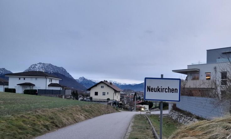 Die Neukirchner Ortstafel in Kleinreith. (Foto: Gemeinde Ohlsdorf)