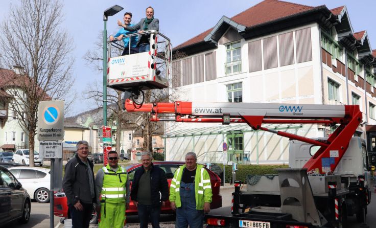 Die neuen LED-Straßenlampen in Bad Goisern. (Foto: Besendorfer)