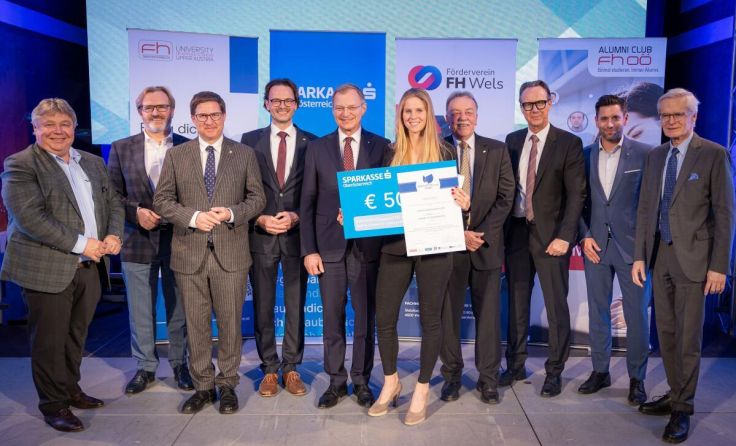 Katharina Wenkoff bei der Überreichung ihres Preises im Welser Minoritenkloster. (Foto: privat)