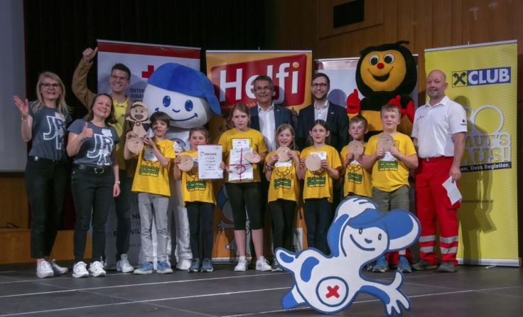 Große Freude über den Sieg bei der Volksschule Gschwandt. (Foto: OÖJRK/ Kat Art Fotografie)