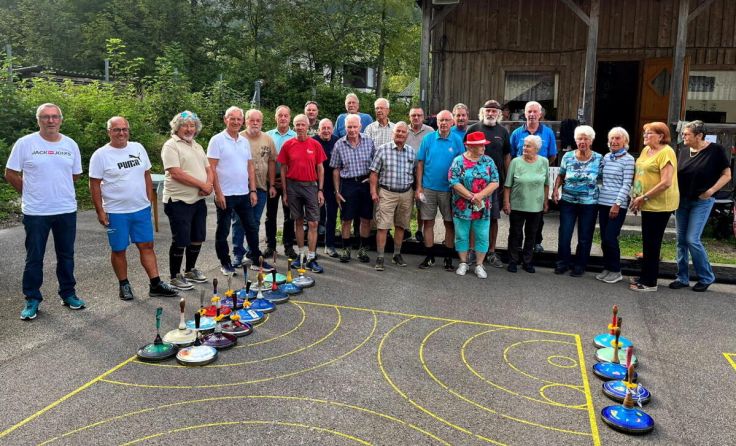Spaß beim Sommer-Stockschießen im Echerntal. (Foto: Engelbert Buttinger)