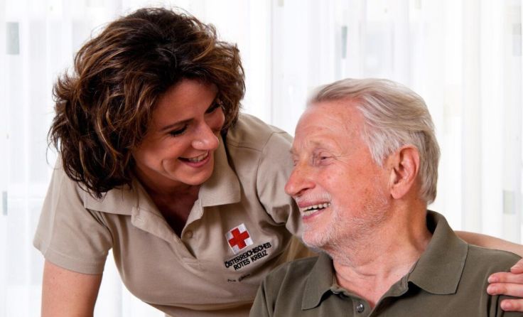 Eine berufliche Karriere im OÖ. Roten Kreuz ist sinnstiftend und vielseitig: (Foto: OÖRK/LV OÖ)