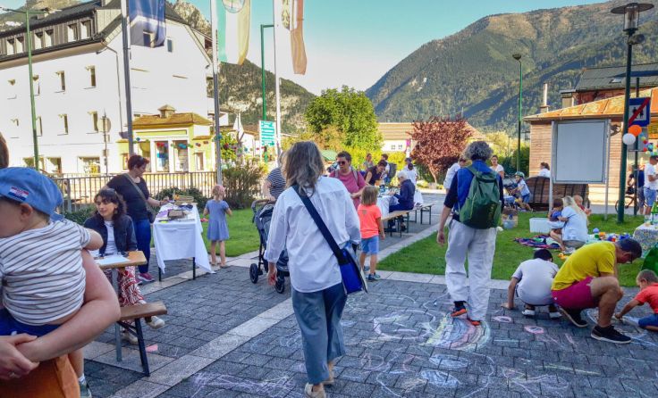 Der Ortskern von Ebensee war in Bewegung. (Foto: Frauen*forum Salzkammergut)