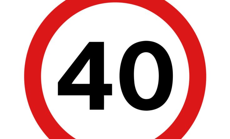 Gmunden kehrt zurück zu Tempo 50. (Foto: stock.adobe.com/Vector Bloom)