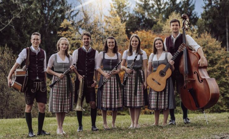 Klangholz tritt bei der Hausmusik Roas 2026 auf. (Foto: MiKa Foto)