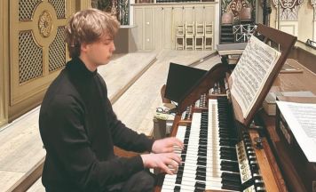 Junger Organist begeistert in der Ischler Pfarrkirche