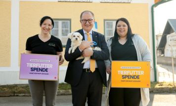 Landesrat Winkler besuchte Tierheim Altmünster