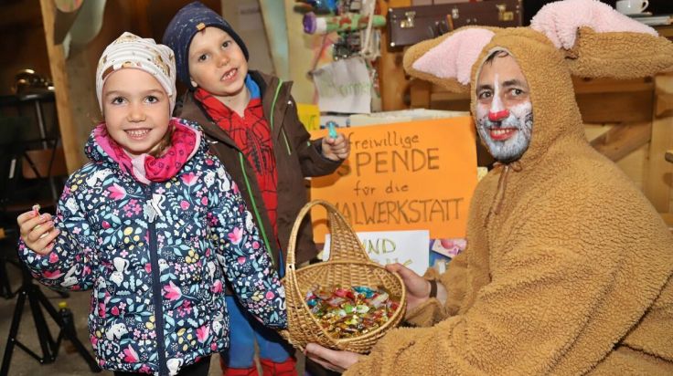 Salinenmusikkapelle unterstützte Malwerkstatt Ebensee