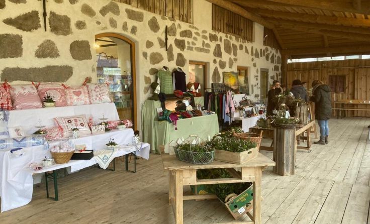 Osterschmuck, Handwerkskunst und Kulinarik am Biohof (Foto: privat)