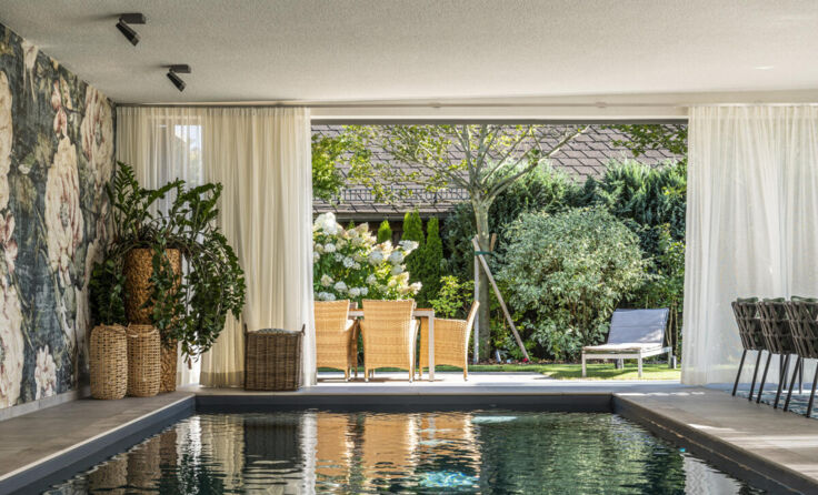 Weltweit erster Indoor Living Pool (Foto: Lorenz Masser)