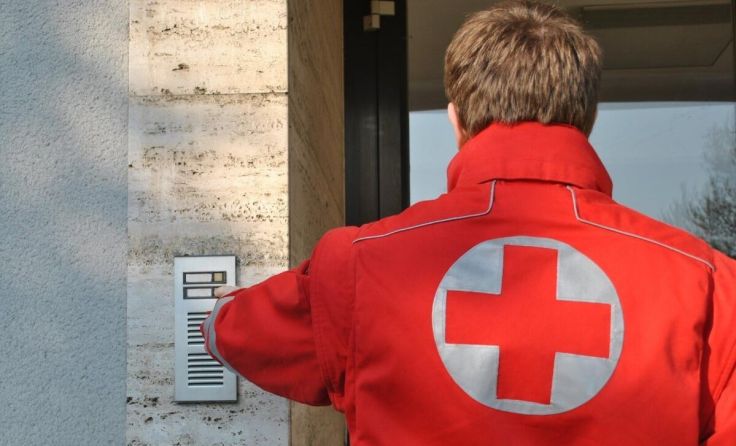 Das Rote Kreuz Eferding geht im Bezirk von Tür zu Tür. (Foto: Symbolbild ÖRK Tobias Mindler)