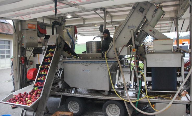 Mostlandl Hausruck bringt die mobile Saftpresse in die Umgebung. (Foto: Mostlandl Hausruck)