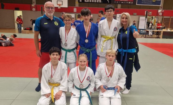 Die Nachwuchs-Judoka des JZ Rapso mit ihren Trainern (Foto: JZ Rapso)
