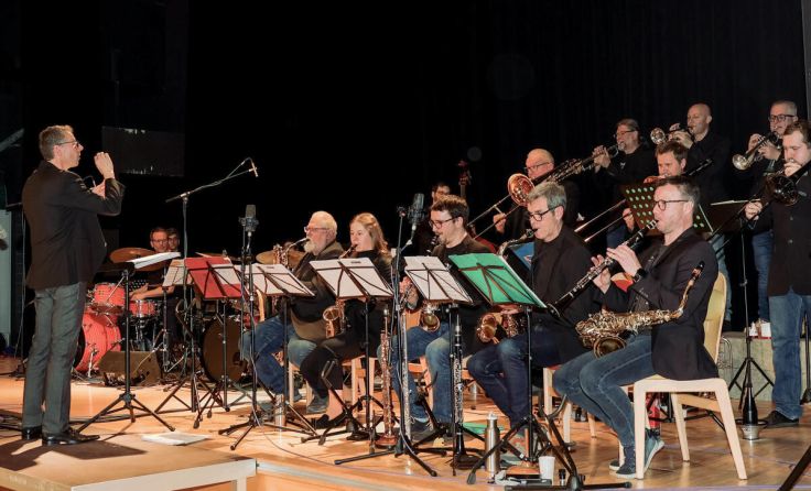 Das Vibravenös Jazz Orchestra gastiert im Prambachkirchner Kultursaal. (Foto: Anna Humer)