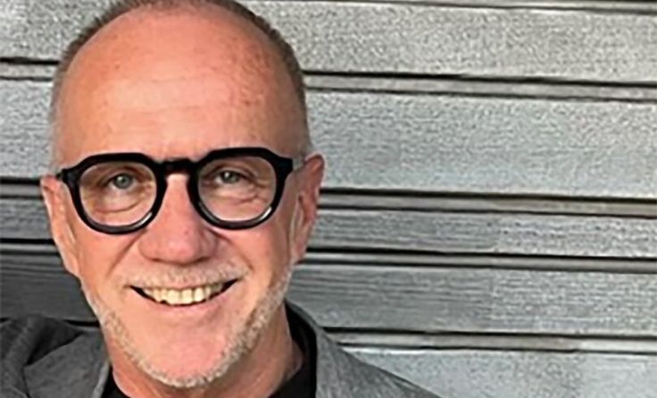 Der Autor Daniel Glattauer hält eine Lesung in St. Marienkirchen. (Foto: Glattauer)