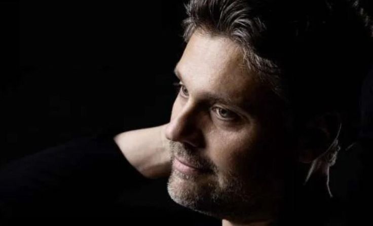 Tenor Markus Miesenbacher singt in Aschach Liebeslieder. (Foto: Rebecca Gallistl)